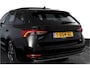 Skoda Octavia Combi 1.5 e-TSI 150 PK Sport Business - Automaat | S/K-Panodak | Elek. Klep | Adapt. Cruise | Head-Up | Stoelverw. | PDC | Camera | NAV + App. Connect | ECC | Elek. Klep | LM 18" |
