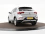 Volkswagen T-Roc 1.5 TSI 150pk DSG Life 75 Edition · Camera · Apple/Android Car Play · Trekhaak · Navigatie · P-Sensoren · Park Assist · 17'' Inch ·