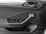 Volkswagen T-Roc 1.5 TSI 150pk DSG Life 75 Edition · Camera · Apple/Android Car Play · Trekhaak · Navigatie · P-Sensoren · Park Assist · 17'' Inch ·