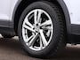 Volkswagen T-Roc 1.5 TSI 150pk DSG Life 75 Edition · Camera · Apple/Android Car Play · Trekhaak · Navigatie · P-Sensoren · Park Assist · 17'' Inch ·