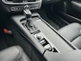 Volvo V90 Cross Country 2.0 T5 AWD Pro | Trekhaak | Luchtvering | Camera | Memory | Pilot Assist | Standkachel |