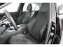 Mercedes-Benz C-klasse 180 AMG | LED | Leder/Alcantara | Sfeerverlichting | Stoelverwarming | Burmester | Clima | Apple Carplay/ Android Auto | Cruise Adaptive | DAB | Keyless | Lichtmetalen velgen