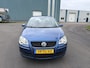 Volkswagen Polo 1.4-16V Optive 5-Deurs 81 PK. Zeer fijn rijdende inruilauto met nieuwe APK !!! Distributieriem en waterpomp vervangen bij 218.000 KM !!