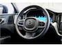 Volvo XC60 2.0 T6 AWD 293kW/399pk Aut8 Plug-in hybrid Ultra Dark PANORAMADAK + HARMAN/KARDON + EL.TREKHAAK + ADAPT.CRUISE + HEAD-UP + STOELVERWARMING V&A + STUURVERWARMING + GOOGLE DASH + 360 CAMERA + BLIS + CTA + PARKSENSOREN + 21" LM-VELGEN!!
