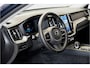 Volvo XC60 2.0 T6 AWD 293kW/399pk Aut8 Plug-in hybrid Ultra Dark PANORAMADAK + HARMAN/KARDON + EL.TREKHAAK + ADAPT.CRUISE + HEAD-UP + STOELVERWARMING V&A + STUURVERWARMING + GOOGLE DASH + 360 CAMERA + BLIS + CTA + PARKSENSOREN + 21" LM-VELGEN!!