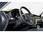 Volvo XC60 2.0 T6 AWD 293kW/399pk Aut8 Plug-in hybrid Ultra Dark PANORAMADAK + HARMAN/KARDON + EL.TREKHAAK + ADAPT.CRUISE + HEAD-UP + STOELVERWARMING V&A + STUURVERWARMING + GOOGLE DASH + 360 CAMERA + BLIS + CTA + PARKSENSOREN + 21" LM-VELGEN!!