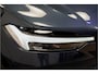 Volvo XC60 2.0 T6 AWD 293kW/399pk Aut8 Plug-in hybrid Ultra Dark PANORAMADAK + HARMAN/KARDON + EL.TREKHAAK + ADAPT.CRUISE + HEAD-UP + STOELVERWARMING V&A + STUURVERWARMING + GOOGLE DASH + 360 CAMERA + BLIS + CTA + PARKSENSOREN + 21" LM-VELGEN!!