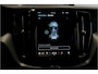 Volvo XC60 2.0 T6 AWD 293kW/399pk Aut8 Plug-in hybrid Ultra Dark PANORAMADAK + HARMAN/KARDON + EL.TREKHAAK + ADAPT.CRUISE + HEAD-UP + STOELVERWARMING V&A + STUURVERWARMING + GOOGLE DASH + 360 CAMERA + BLIS + CTA + PARKSENSOREN + 21" LM-VELGEN!!