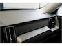 Volvo XC60 2.0 T6 AWD 293kW/399pk Aut8 Plug-in hybrid Ultra Dark PANORAMADAK + HARMAN/KARDON + EL.TREKHAAK + ADAPT.CRUISE + HEAD-UP + STOELVERWARMING V&A + STUURVERWARMING + GOOGLE DASH + 360 CAMERA + BLIS + CTA + PARKSENSOREN + 21" LM-VELGEN!!