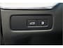 Volvo XC60 2.0 T6 AWD 293kW/399pk Aut8 Plug-in hybrid Ultra Dark PANORAMADAK + HARMAN/KARDON + EL.TREKHAAK + ADAPT.CRUISE + HEAD-UP + STOELVERWARMING V&A + STUURVERWARMING + GOOGLE DASH + 360 CAMERA + BLIS + CTA + PARKSENSOREN + 21" LM-VELGEN!!