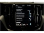 Volvo XC60 2.0 T6 AWD 293kW/399pk Aut8 Plug-in hybrid Ultra Dark PANORAMADAK + HARMAN/KARDON + EL.TREKHAAK + ADAPT.CRUISE + HEAD-UP + STOELVERWARMING V&A + STUURVERWARMING + GOOGLE DASH + 360 CAMERA + BLIS + CTA + PARKSENSOREN + 21" LM-VELGEN!!