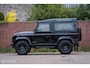 Land Rover Defender 2.4 TD 90 | 4 pers | Adventure Stoelen | Airco | Stoelverwarming | Leder | Snorkel | Voorruitverwarming |