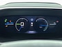 Peugeot e-208 EV GT Avantage 51 kWh | Navigatie | Achteruitrijcamera | Parkeersensoren Voor en Achter | Alcantara Bekleding | Verwarmde Sportstoelen | Full-LED Koplampen | Dodehoek Detectie | Adaptieve Cruise Control | 17" Lichtmetalen Velgen | Apple Carplay/Android Auto |