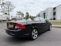Volvo C70 Convertible 2.4i Intro Edition Automaat 170 PK. Droomauto !!! Zeer goed onderhouden !! Alle keuringen toegestaan ! Distributieriem en waterpomp vervangen in oktober 2022.