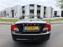 Volvo C70 Convertible 2.4i Intro Edition Automaat 170 PK. Droomauto !!! Zeer goed onderhouden !! Alle keuringen toegestaan ! Distributieriem en waterpomp vervangen in oktober 2022.