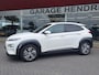 Hyundai Kona Electric EV Premium 64 kWh | SOH: nnb | Warmtepomp | Lage km-stand | Leder | HUD | Blindspot | Full LED |