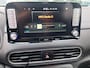 Hyundai Kona Electric EV Premium 64 kWh | SOH: nnb | Warmtepomp | Lage km-stand | Leder | HUD | Blindspot | Full LED |
