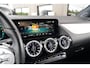 Mercedes-Benz GLA 250 e AMG Line | Sfeerverlichting | Leder | Keyless | Apple CarPlay | Night Pakket | Cruise Control | Stoelverwarming | Zwarte hemel | LED | Dealer onderhouden |