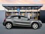 Mercedes-Benz GLA 250 Ambition | 18" | Panoramadak | Leder/Stof | Trekhaak Inklapbaar | Elektr. verst. Sportstoelen | Elektr. Achterklep | BLIS | Xenon | Stoelverwarming |