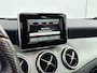 Mercedes-Benz GLA 250 Ambition | 18" | Panoramadak | Leder/Stof | Trekhaak Inklapbaar | Elektr. verst. Sportstoelen | Elektr. Achterklep | BLIS | Xenon | Stoelverwarming |