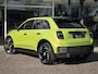 Fiat Abarth 600e Scorpionissima 54 kWh | Apple-Android | Sportstoelen | Parkeercamera