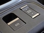 Fiat Abarth 600e Scorpionissima 54 kWh | Apple-Android | Sportstoelen | Parkeercamera