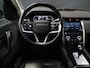 Land Rover Discovery Sport P300e 1.5 SE [TREKHAAK AFNEEMBAAR, APPLE CARPLAY, ANDROID, CAMERA 360, VOL LEDER, CRUISE, NAVIGATIE, CLIMATE, NIEUWSTAAT]