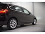 BMW 2-Serie Active Tourer 218i High Executive Luxury Line | Panoramadak | Stoelverwarming | Head-Up Display | Parkeersensoren | Navigatie | Trekhaak | Cruise Control | Climate Control | NAP