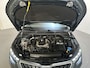 Skoda Kamiq 1.0 TSI 110pk Business Edition LED Stoelverwarming Navigatie Parkeersensoren Virtual Cockpit