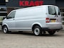 Volkswagen Transporter 2.0 TDI L2H1 140PK! |airco|cruise|trekhaak|zes versnellingen|handsfree|radio|drie zitplaatsen