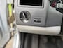 Volkswagen Transporter 2.0 TDI L2H1 140PK! |airco|cruise|trekhaak|zes versnellingen|handsfree|radio|drie zitplaatsen