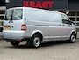 Volkswagen Transporter 2.0 TDI L2H1 140PK! |airco|cruise|trekhaak|zes versnellingen|handsfree|radio|drie zitplaatsen