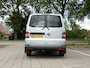 Volkswagen Transporter 2.0 TDI L2H1 140PK! |airco|cruise|trekhaak|zes versnellingen|handsfree|radio|drie zitplaatsen