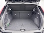 Volvo XC40 B3 Essential | 17" | Google | Adaptieve Cruise | BLIS | Parkeercamera | Getint glas | Parkeersensoren V+A | DAB | LED | Climate Control | Elektr. inkl. Spiegels | Regensensor
