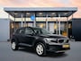 Volvo XC40 B3 Essential | 17" | Google | Adaptieve Cruise | BLIS | Parkeercamera | Getint glas | Parkeersensoren V+A | DAB | LED | Climate Control | Elektr. inkl. Spiegels | Regensensor