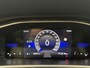 Volkswagen T-Roc 1.5 TSI DSG R-Line Afn.Trekhaak-Navigatie-Adapt.Cr.contr-Clima-Carplay-Camera-Virtual-Parkeersensoren-Lm17''velgen