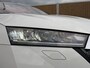 Skoda Octavia Combi 1.0 e-TSI Business Edition Plus Automaat | Achteruitrijcamera | Stoelverwarming | LED verlichting | DAB radio | Signaalkleur | Adaptieve cruise control | Lane Assist | Sfeerverlichting | Parkeersensoren voor en achter