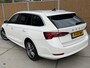 Skoda Octavia Combi 1.0 e-TSI Business Edition Plus Automaat | Achteruitrijcamera | Stoelverwarming | LED verlichting | DAB radio | Signaalkleur | Adaptieve cruise control | Lane Assist | Sfeerverlichting | Parkeersensoren voor en achter