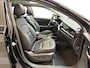 Kia Niro EV e-Niro ExecutiveLine 64 kWh I SOH 100% I Schuifdak I Leder I Adaptive Cruise