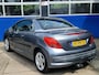 Peugeot 207 CC 1.6 VTi / Trekhaak afneembaar / Stoelverwarming / Leder bekleding / ECC / Parkeersensor / Spiegels elek. inklapbaar