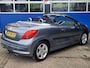 Peugeot 207 CC 1.6 VTi / Trekhaak afneembaar / Stoelverwarming / Leder bekleding / ECC / Parkeersensor / Spiegels elek. inklapbaar