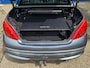 Peugeot 207 CC 1.6 VTi / Trekhaak afneembaar / Stoelverwarming / Leder bekleding / ECC / Parkeersensor / Spiegels elek. inklapbaar
