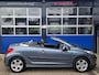 Peugeot 207 CC 1.6 VTi / Trekhaak afneembaar / Stoelverwarming / Leder bekleding / ECC / Parkeersensor / Spiegels elek. inklapbaar