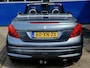 Peugeot 207 CC 1.6 VTi / Trekhaak afneembaar / Stoelverwarming / Leder bekleding / ECC / Parkeersensor / Spiegels elek. inklapbaar