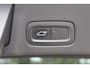 Volvo V90 2.0 D3 Momentum / Trekhaak / Camera / Luchtvering / Leder / 19'' R-design / Navigatie / Virtual Cockpit / Stoelverwarming / DAB / ACC