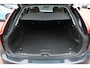 Volvo V90 2.0 D3 Momentum / Trekhaak / Camera / Luchtvering / Leder / 19'' R-design / Navigatie / Virtual Cockpit / Stoelverwarming / DAB / ACC