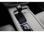 Volvo V90 2.0 D3 Momentum / Trekhaak / Camera / Luchtvering / Leder / 19'' R-design / Navigatie / Virtual Cockpit / Stoelverwarming / DAB / ACC