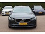Volvo V90 2.0 D3 Momentum / Trekhaak / Camera / Luchtvering / Leder / 19'' R-design / Navigatie / Virtual Cockpit / Stoelverwarming / DAB / ACC