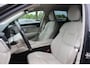 Volvo V90 2.0 D3 Momentum / Trekhaak / Camera / Luchtvering / Leder / 19'' R-design / Navigatie / Virtual Cockpit / Stoelverwarming / DAB / ACC