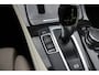 BMW 5-Serie 520i Luxury Edition / NL Auto! / Schuifdak / Leder / Navigatie / Parkeerhulp V+A / 18'' / Stoelverwarming / Schakelpaddels / Cruise Control